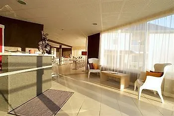 De La Source Hotel apartamentowy Salies-de-Béarn