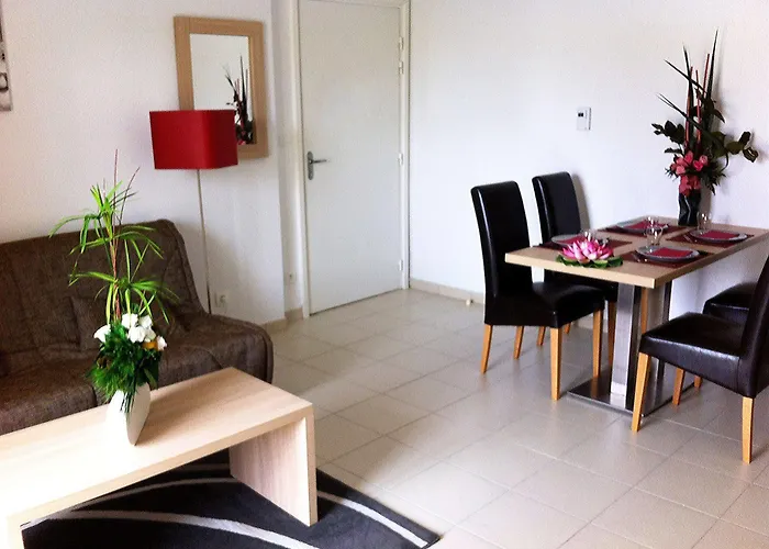 De La Source 아파트호텔 3*