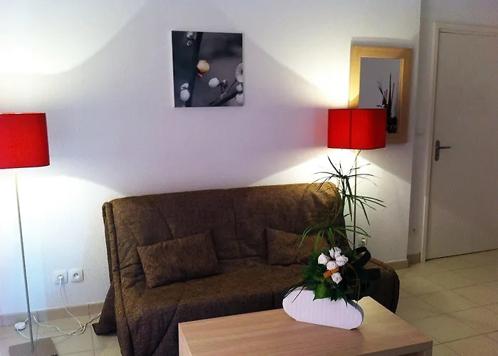 De La Source Salies-de-Béarn