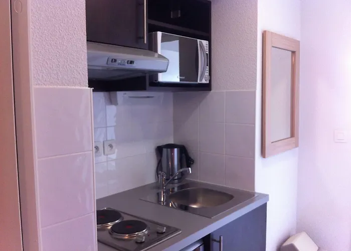 De La Source Salies-de-Béarn